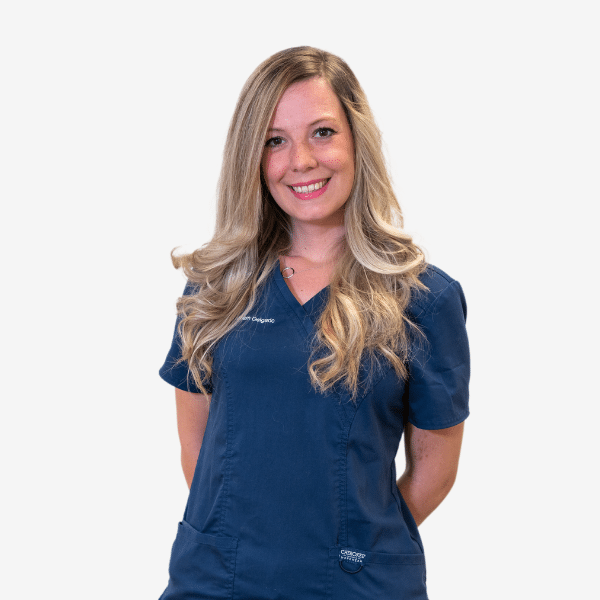DRA MIRIAM DELGADO ESPECIALISTA ESTETICA DENTAL Y PROTESIS SOBRE IMPLANTES (3)